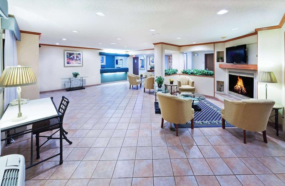 La Quinta Inn & Suites By Wyndham Las Cruces Organ Mountain Екстериор снимка